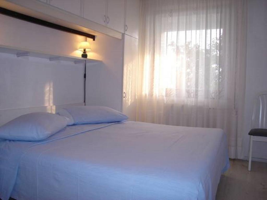 Apartments Mare Losinjska 16 Rabac Room photo